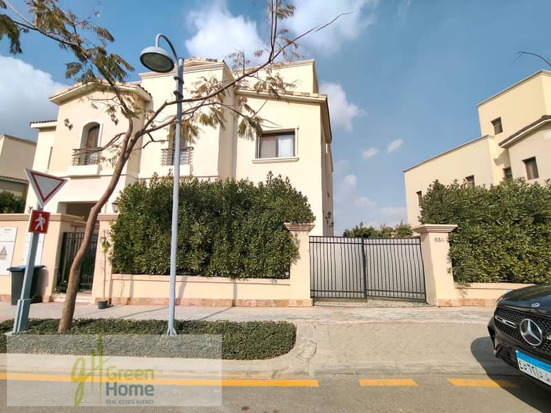 2 1f12f795-e0d1-4b2e-ae84-d27195af74d7. jpg