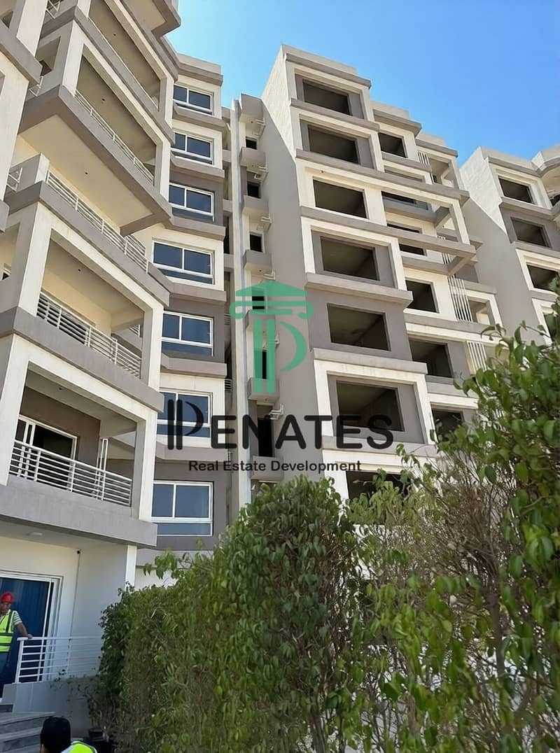 9 fw2yh1e24drmr0cw0hhsrtfsf4. png