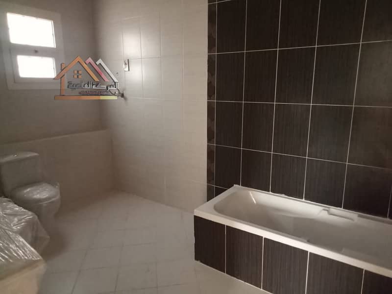 2 3ed217c1-ce52-4ae9-9750-9b4b44a45a0f. jpeg