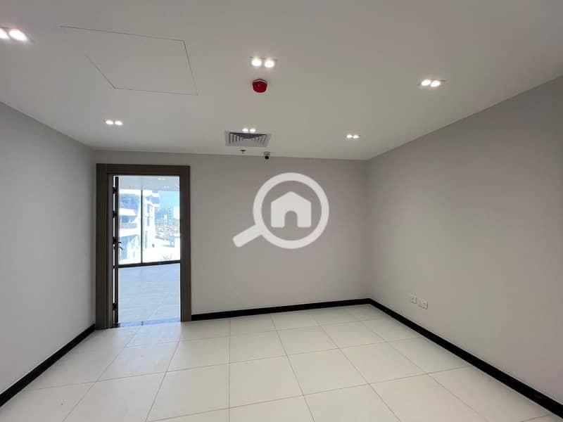 5 WhatsApp Image 2026-01-28 at 1.40. 18 PM. jpeg