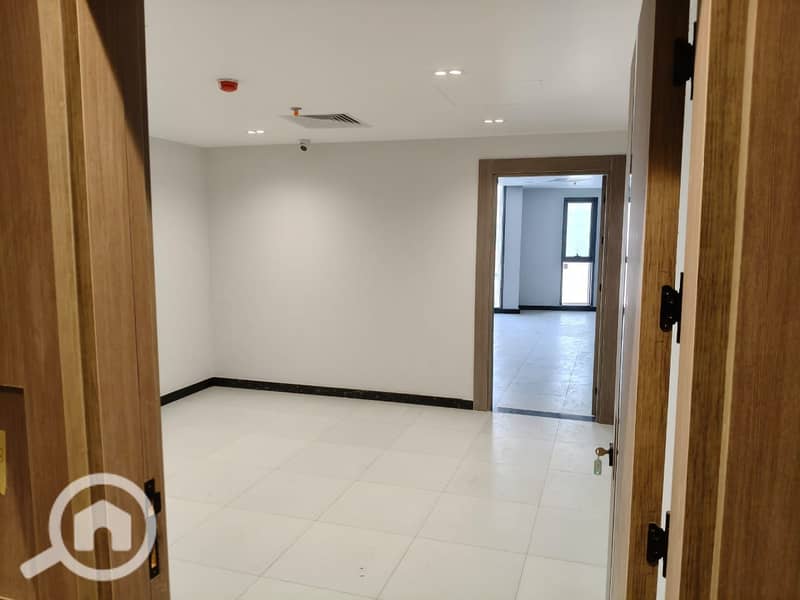 10 WhatsApp Image 2025-10-29 at 6.50. 32 PM (2). jpeg