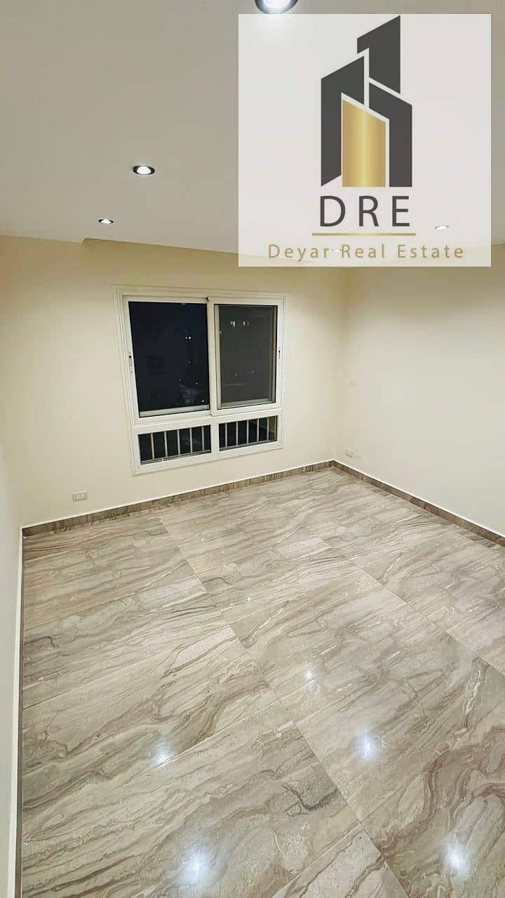 13 e34b9c01-a4f8-459d-b12c-cd5d705f58e1. jpg