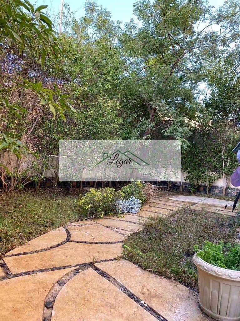 7 6ac4a3b2-9423-419c-ad45-b515c567cc42. jpg