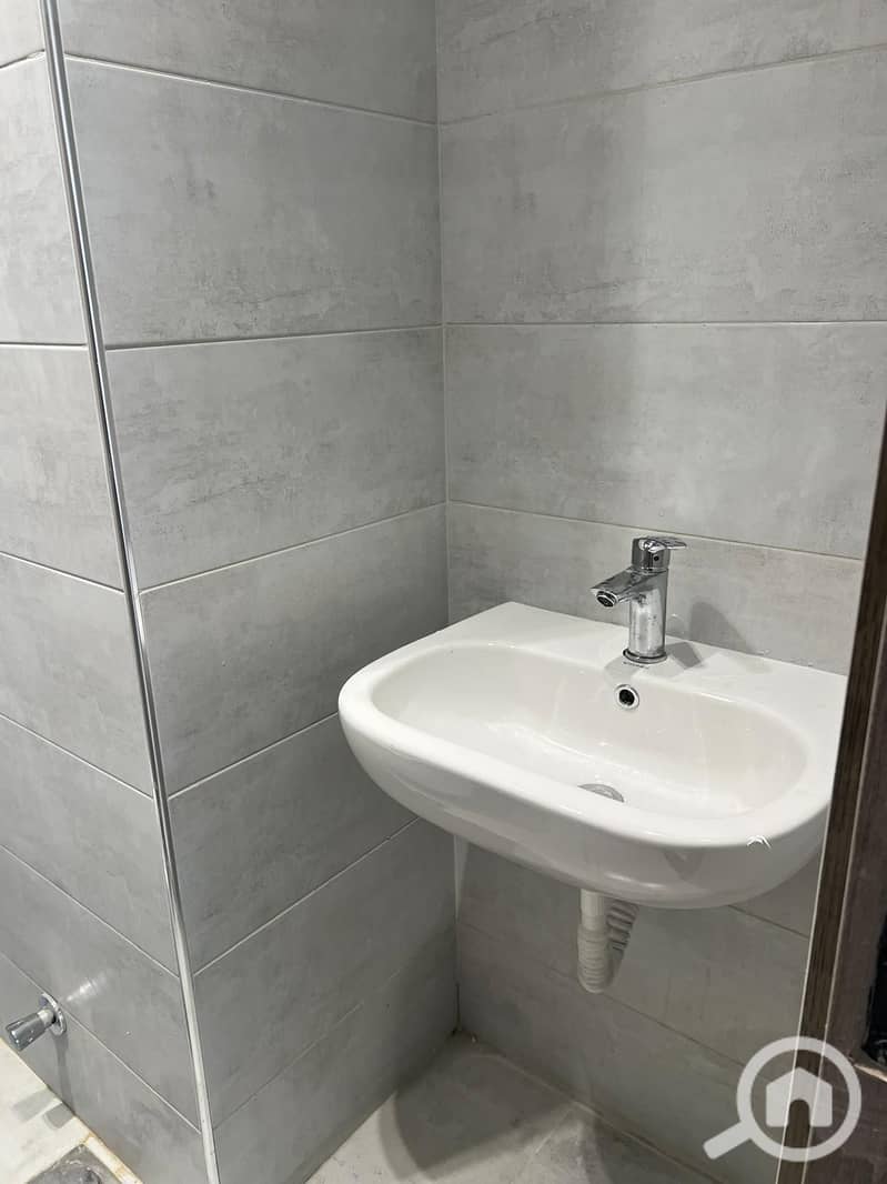 3 WhatsApp Image 2026-01-28 at 1.45. 25 000. jpeg