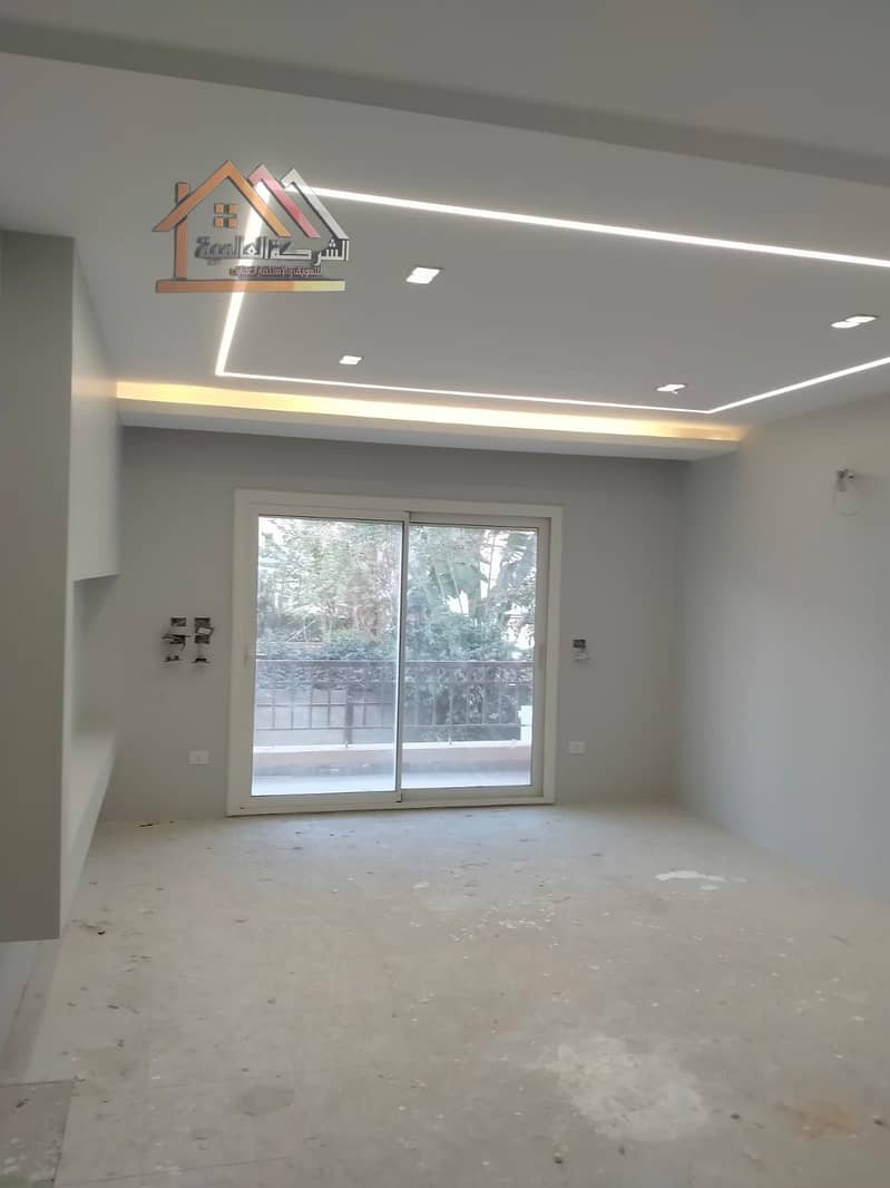 25 121396d9-7fcb-4d89-be86-c7c65712d679. jpeg