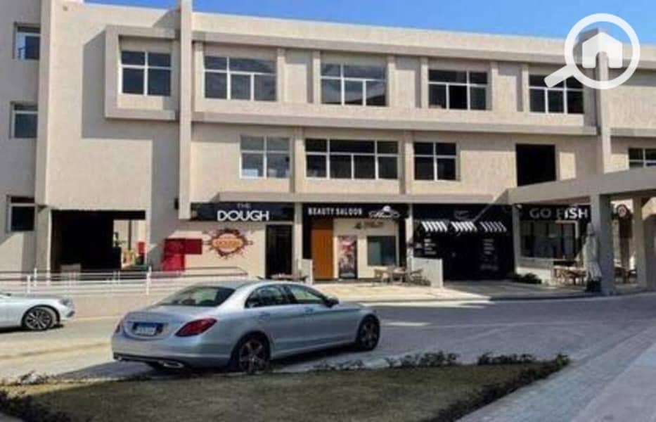 2 4283360-0cc6ao. jpg