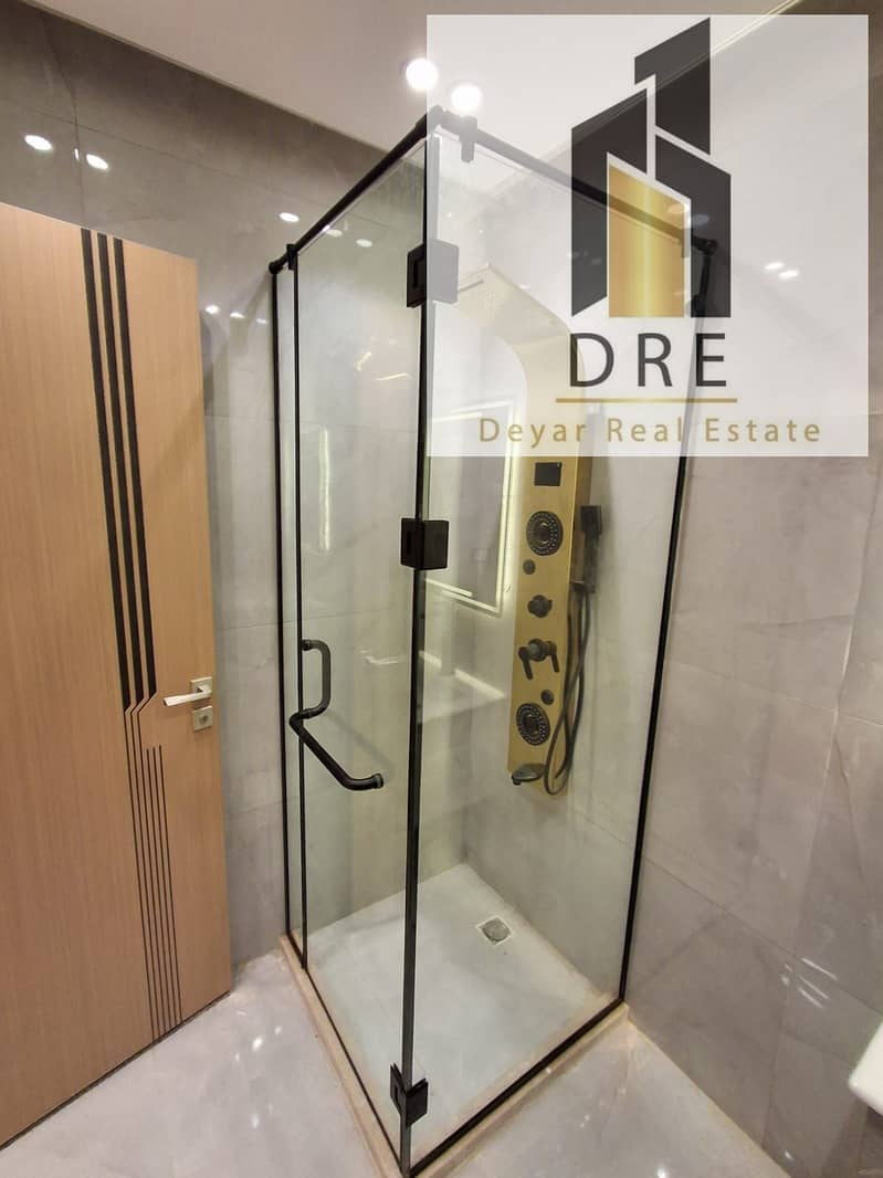 15 df3011f9-f4ba-4353-9d24-782f492b915c. jpg