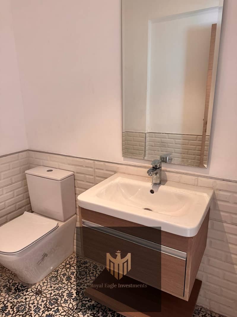 7 WhatsApp Image 2025-12-02 at 2.48. 59 PM (1). jpeg