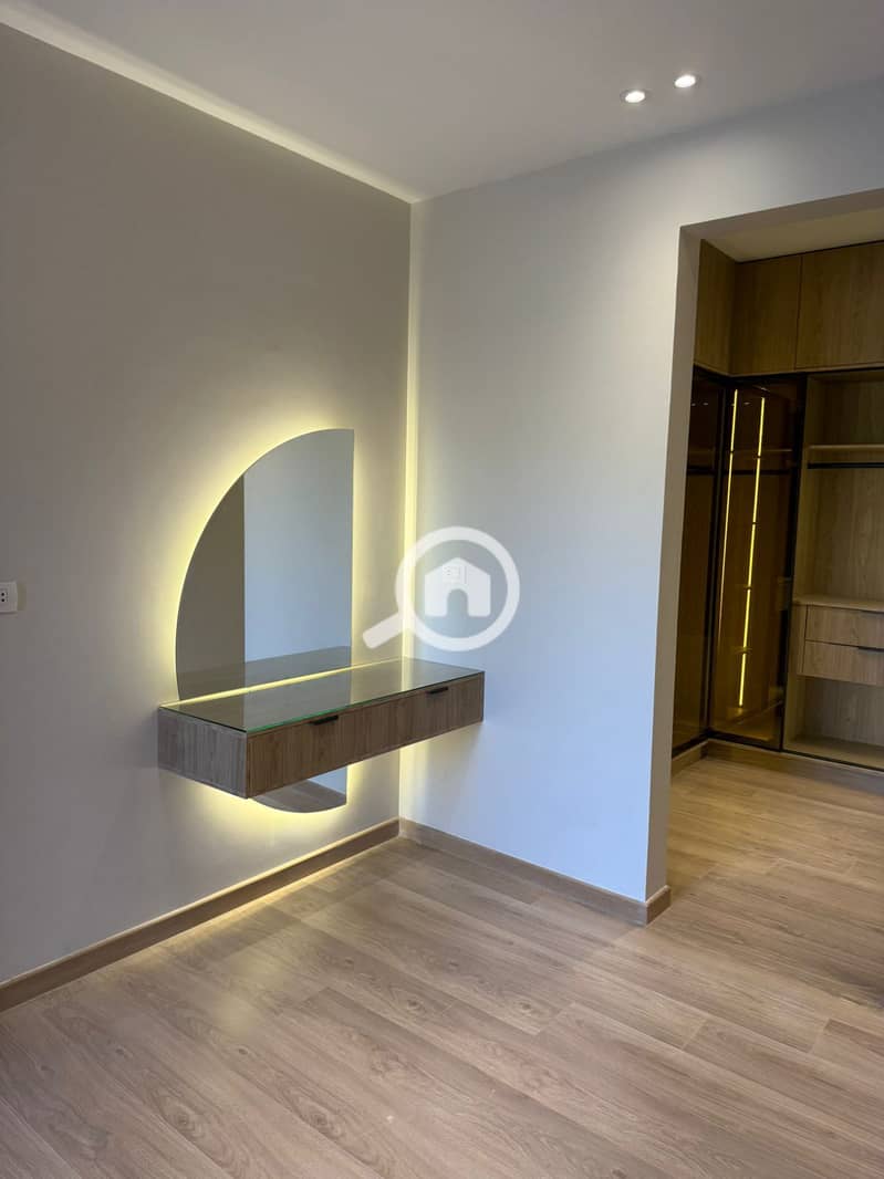 2 0361e3f5-e331-4d30-8c12-aca80e06a4ac. jpg