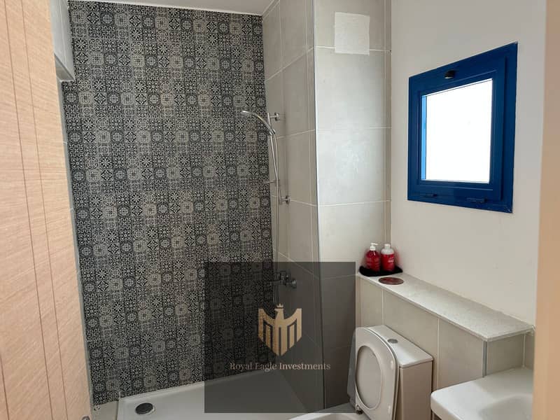 5 WhatsApp Image 2025-10-20 at 9.16. 37 PM (5). jpeg