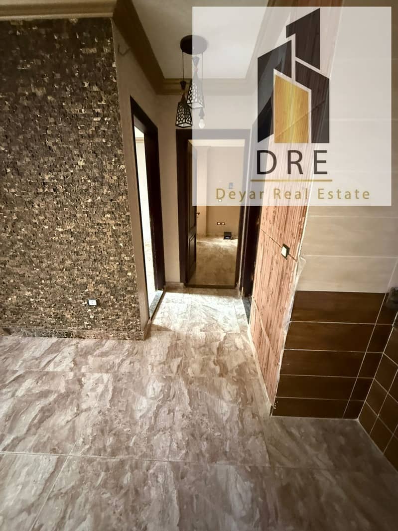 5 96c4aca0-0017-4f8d-bdc3-cb57f56fc244. jpg