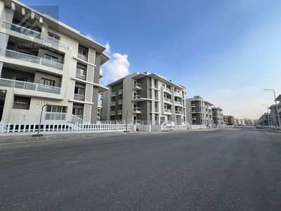 شقة 3 غرف نوم للبيع في الشيخ زايد، الجيزة - FB_IMG_1754249455814. jpg