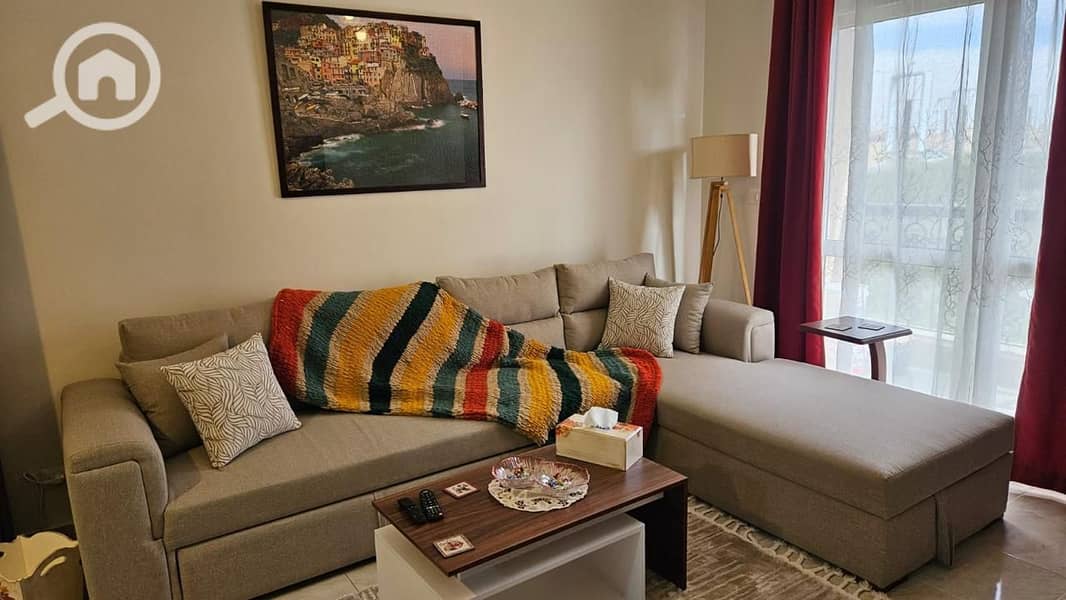 2 28dc3ec8-8c57-41f5-a230-af22fd919d19. jpeg