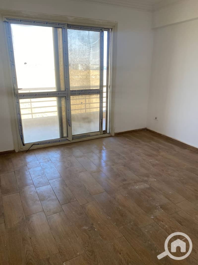 9 62983b2e-cff8-417c-add8-4af33537f88a. jpg