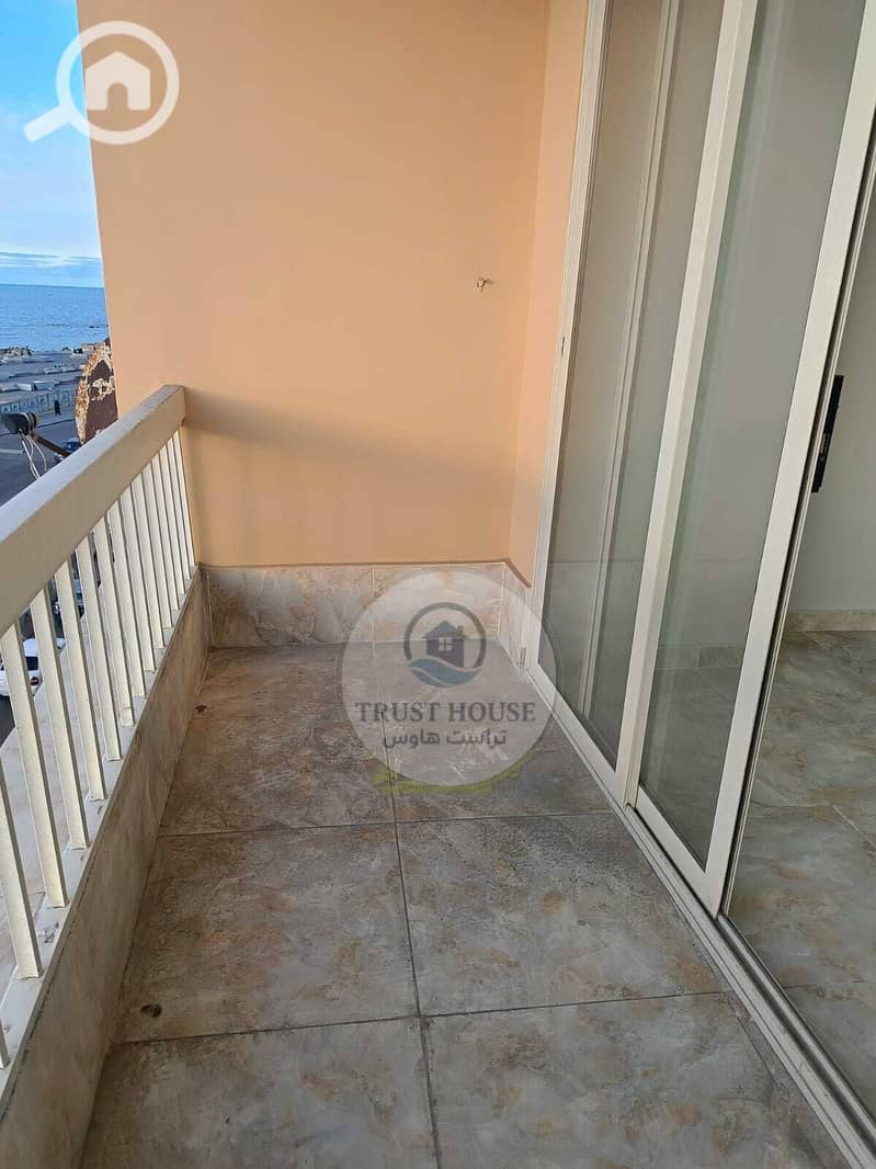 24 WhatsApp Image 2025-12-21 at 15.51. 05 (1). jpeg