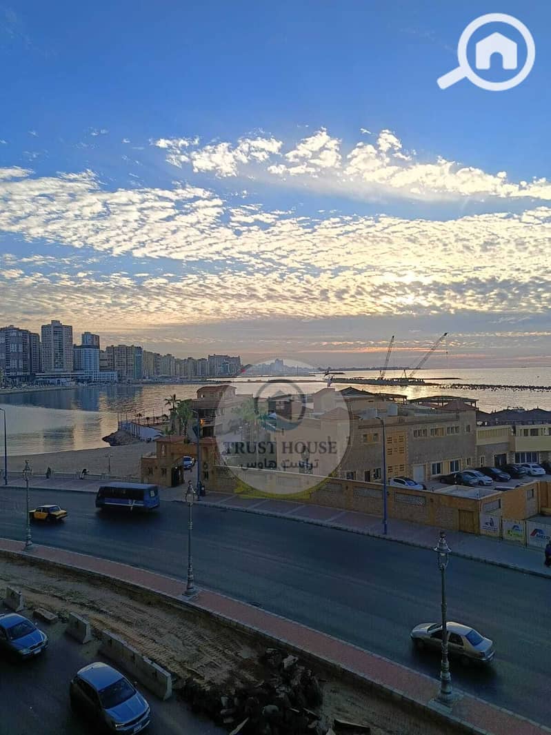 27 WhatsApp Image 2025-12-21 at 15.51. 06 (2). jpeg