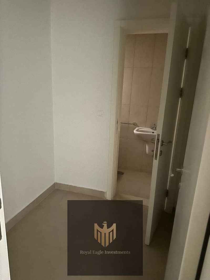 4 WhatsApp Image 2025-12-02 at 2.50. 23 PM (1). jpeg