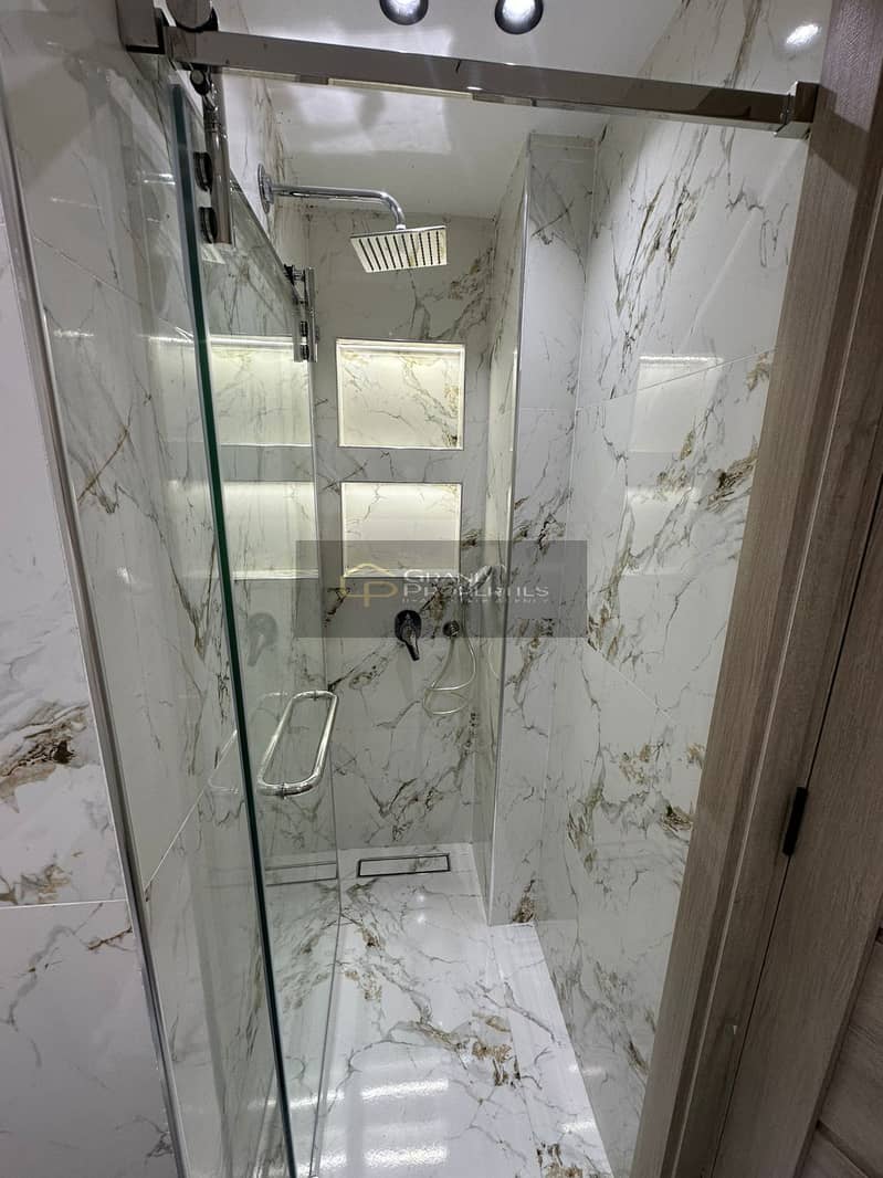 7 8554dc50-03af-4f1d-9422-273c8eaec239. jpg