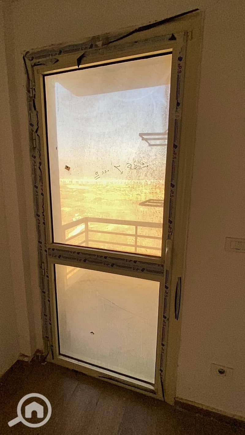 4 8b71b468-272e-4c7a-a2cd-0e89369a089b. jpg