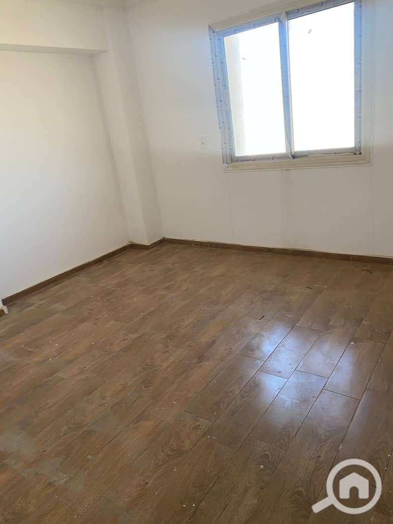 10 930777dc-a901-4af6-9573-4dab2ac2cf2a. jpg