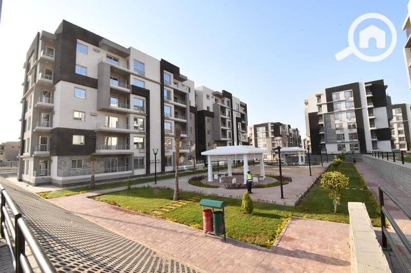 12 dd4bd144-ac49-41b2-913e-55f19de69e24. jpg