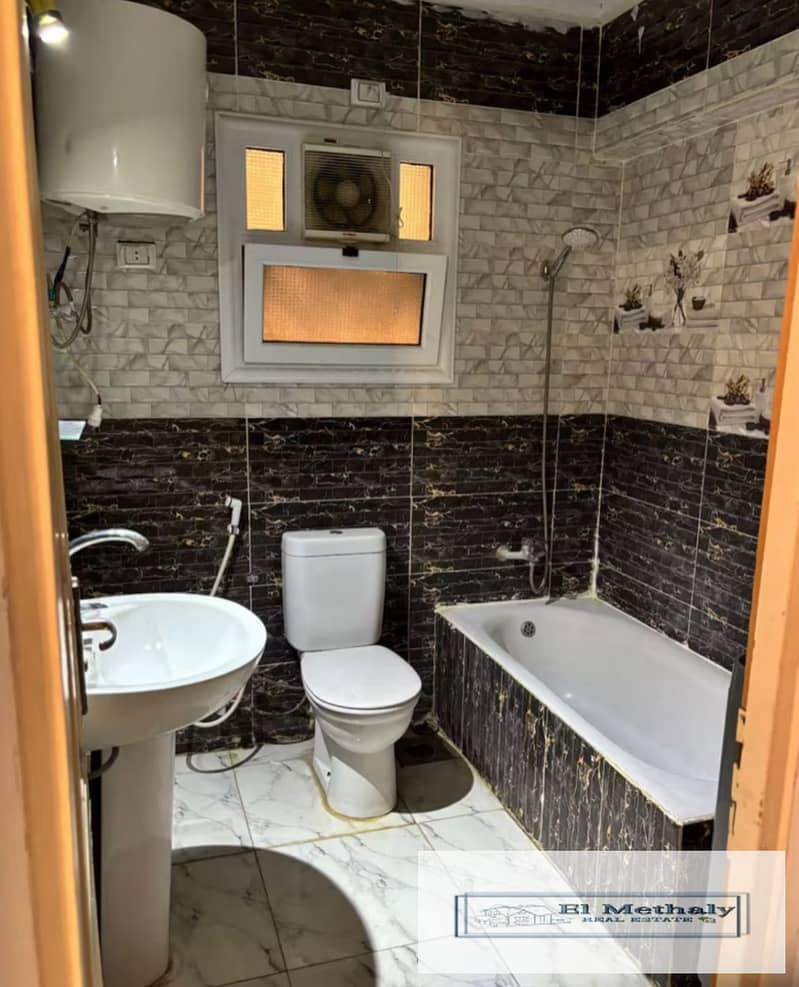 8 7e212fc3-feaf-4c01-a7b7-08fde8f97483. jpg. jfif