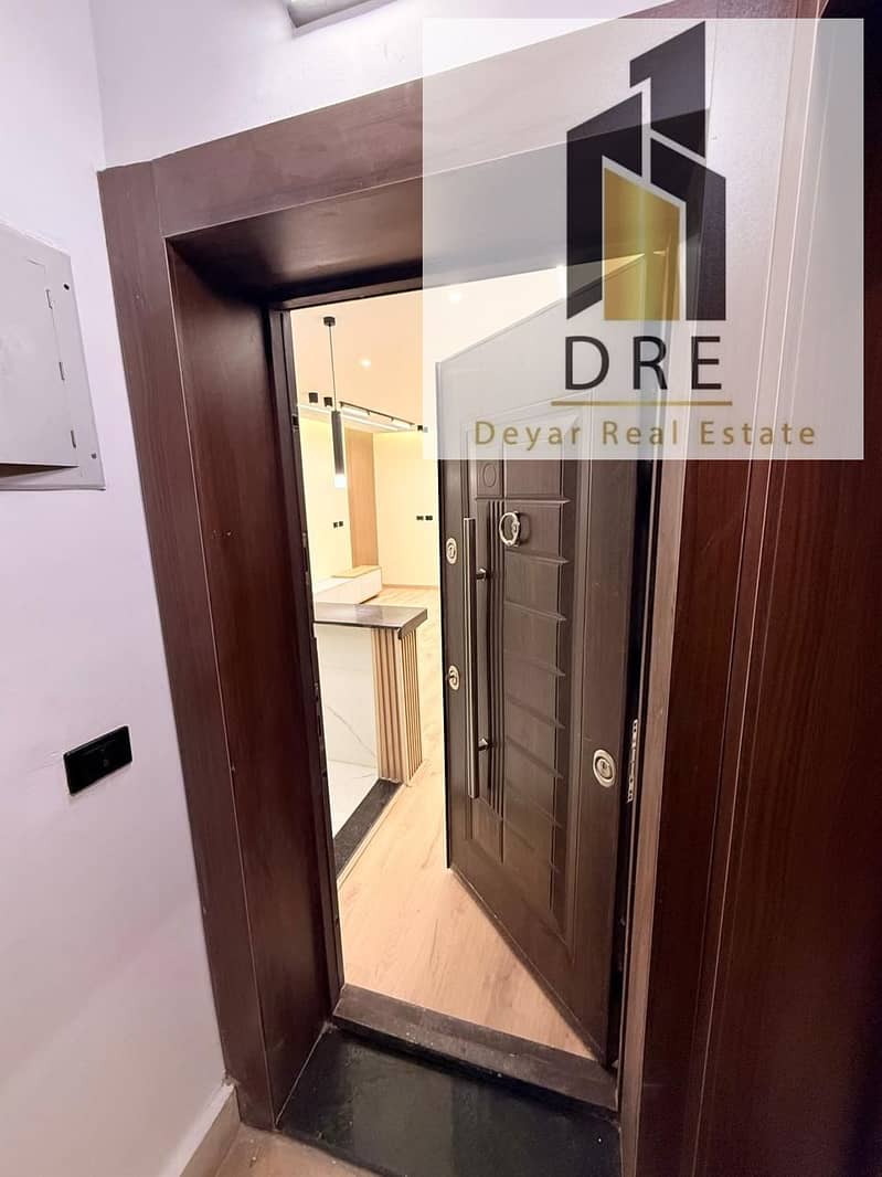 8 5302d932-2cf1-4560-908f-61df9a87d01c. jpg