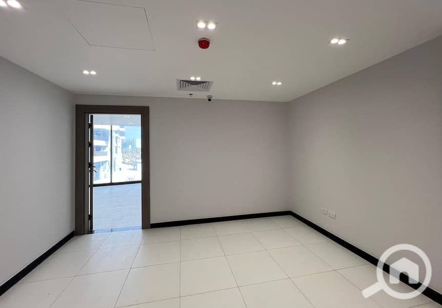 4 WhatsApp Image 2026-01-28 at 1.08. 23 PM (1). jpeg