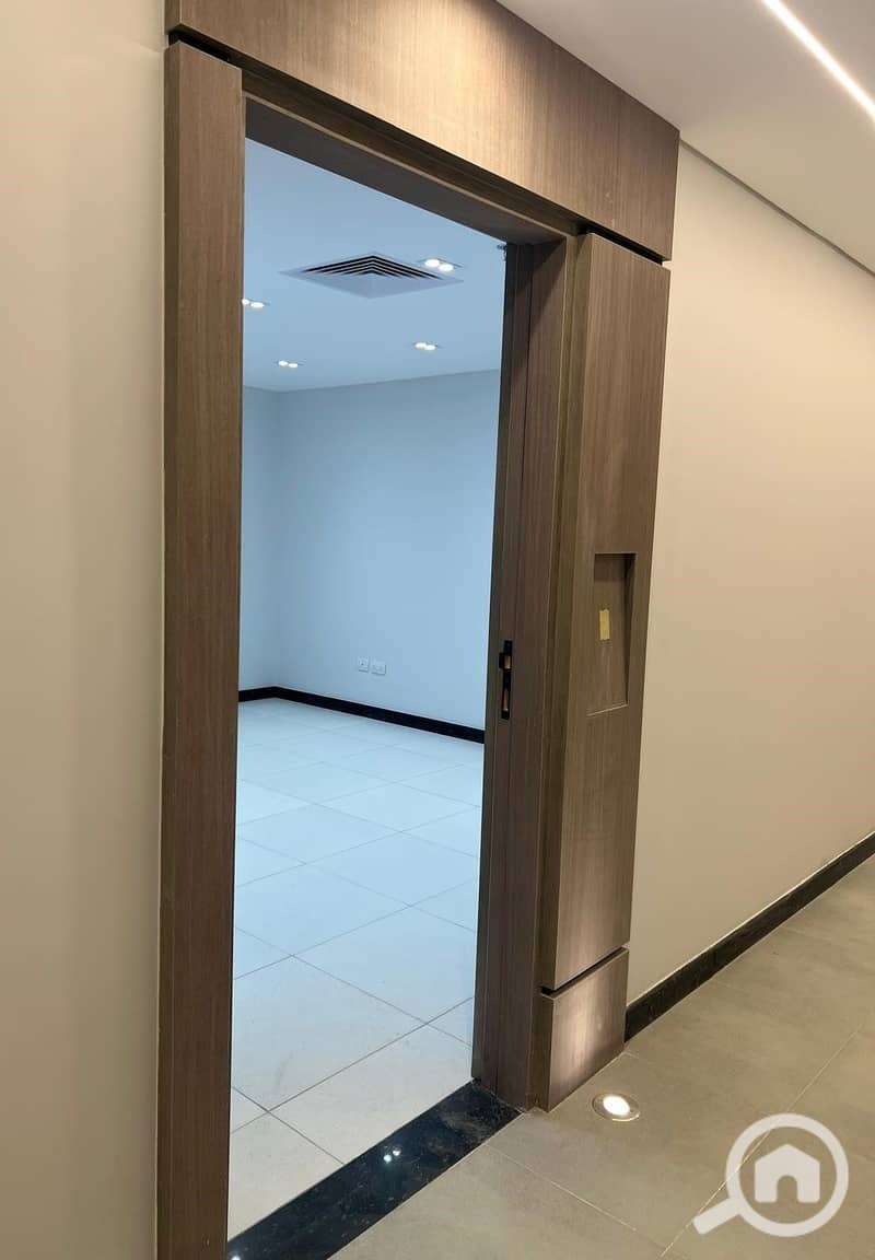 8 WhatsApp Image 2026-01-28 at 1.08. 22 PM. jpeg