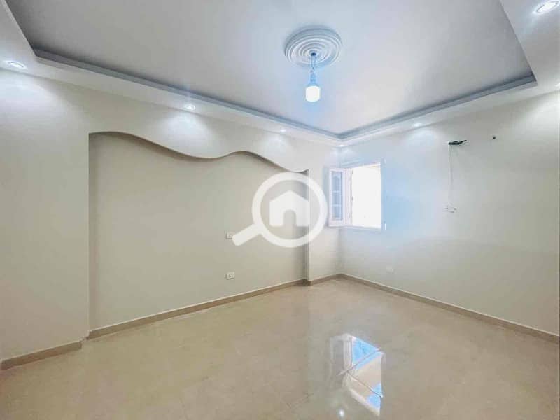 4 10ae8931-722b-4233-8591-0fec8a9e076e. jpg