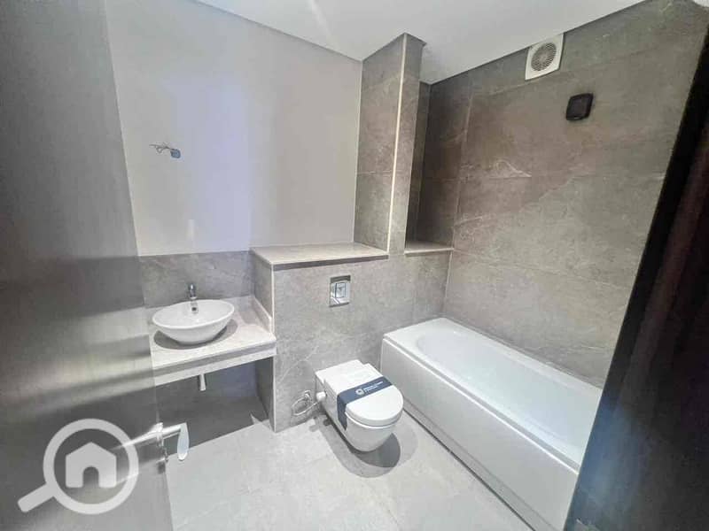 3 1efd5ef0-1a85-4325-b499-61998f85a2ff. jpg