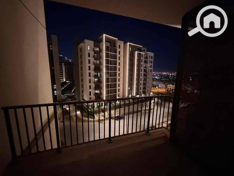 13 06ac24f8-2ff4-4e83-8dc8-c6be14e3cc39. jpg