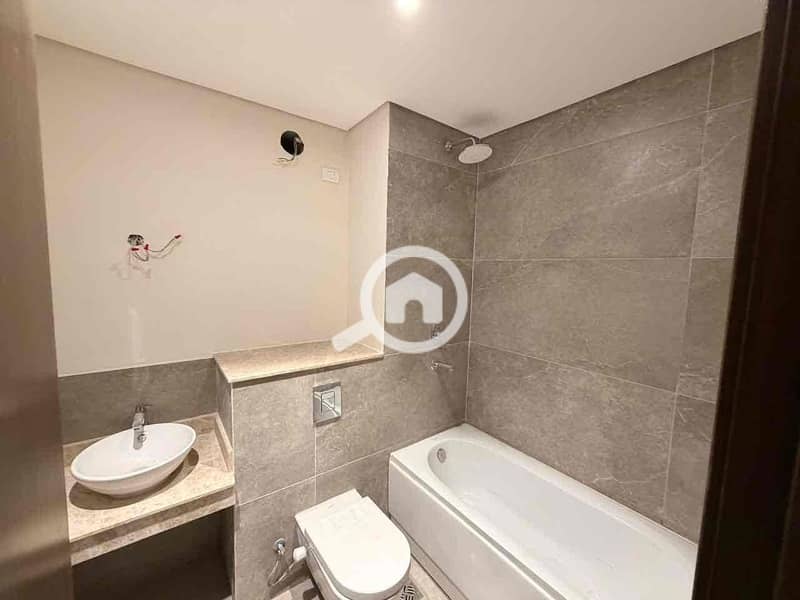 15 1bd6c4c6-272f-458e-8a51-a92151722175. jpg