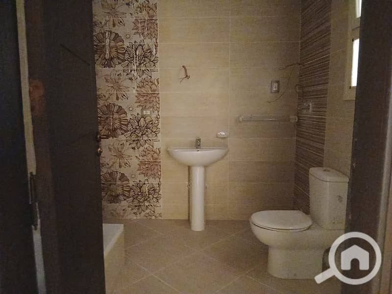 6 WhatsApp Image 2025-04-12 at 15.39. 33_11ebee9c. jpg