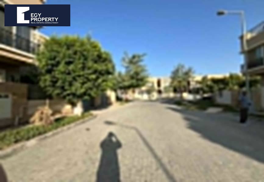 3 49348db8-a17c-4733-a768-8e283569d562. jpg