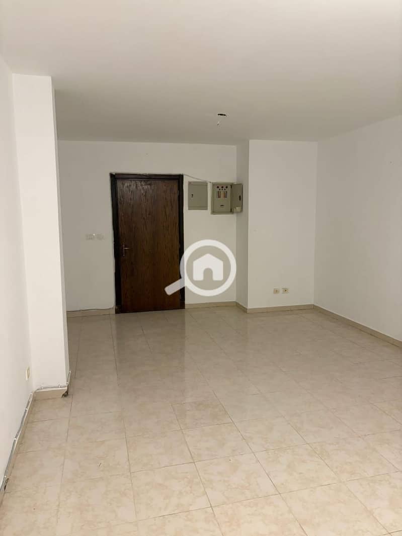 8 4e1c5977-ca2e-403c-bbf6-674ae00ad769. jpg