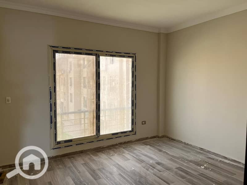 3 WhatsApp Image 2025-08-17 at 12.30. 00_a12ea1d7. jpg