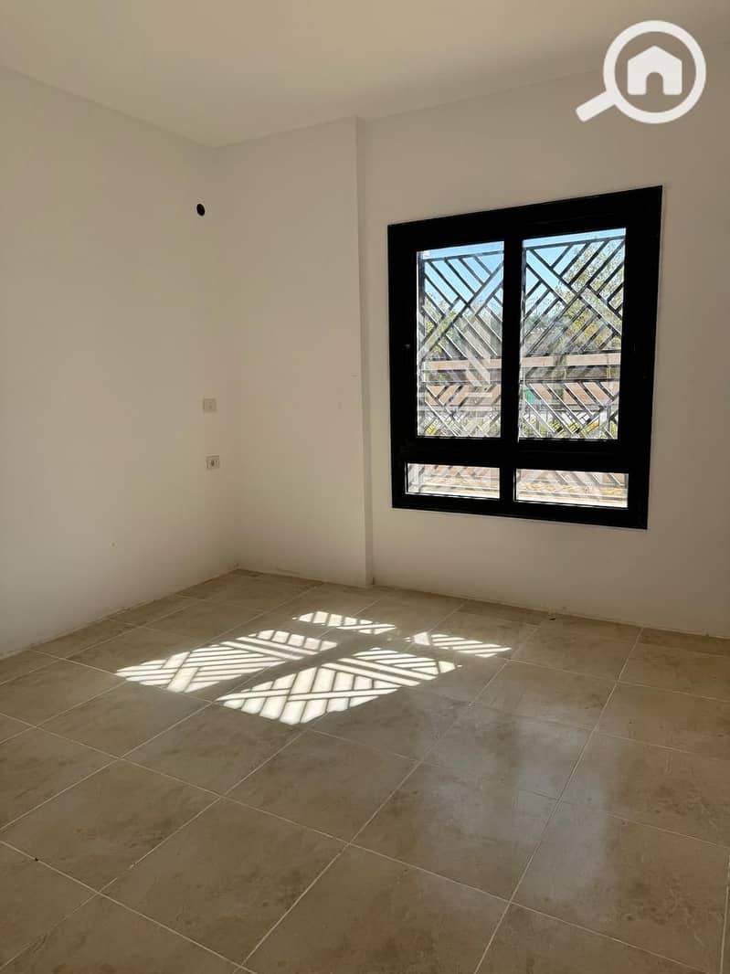 2 WhatsApp Image 2026-01-28 at 15.40. 47 (1). jpeg