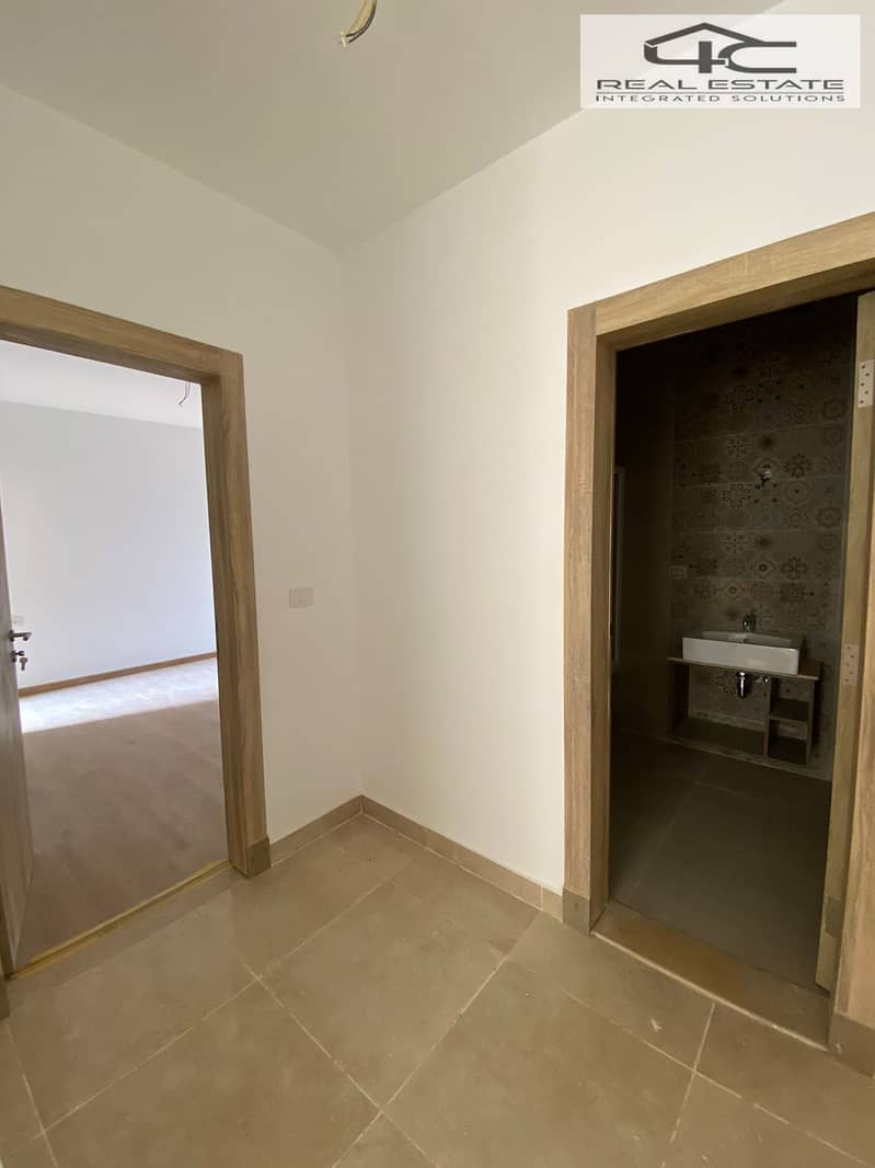 10 WhatsApp Image 2025-02-11 at 3.47. 18 PM. jpeg