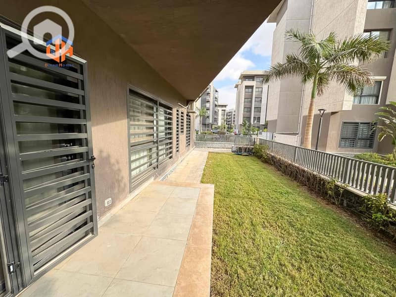 4 fc902720-dfd4-43e8-8457-86dab268e7ab. jpg