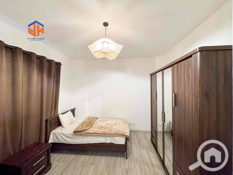 11 bb799291-f547-43c5-a998-630f3523b8da. jpg