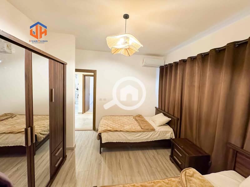 12 cdc5e6ae-f006-4692-9407-46d6bcb5338f. jpg