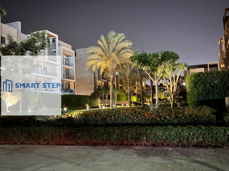 7 0461d995-6f83-4f09-b4a0-5ee8a5dd2e08. jpg