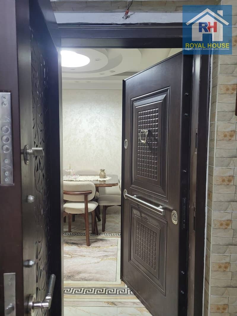 7 9f5a5f9e-4ab6-4786-a81e-2b9d4a53d873. jpg