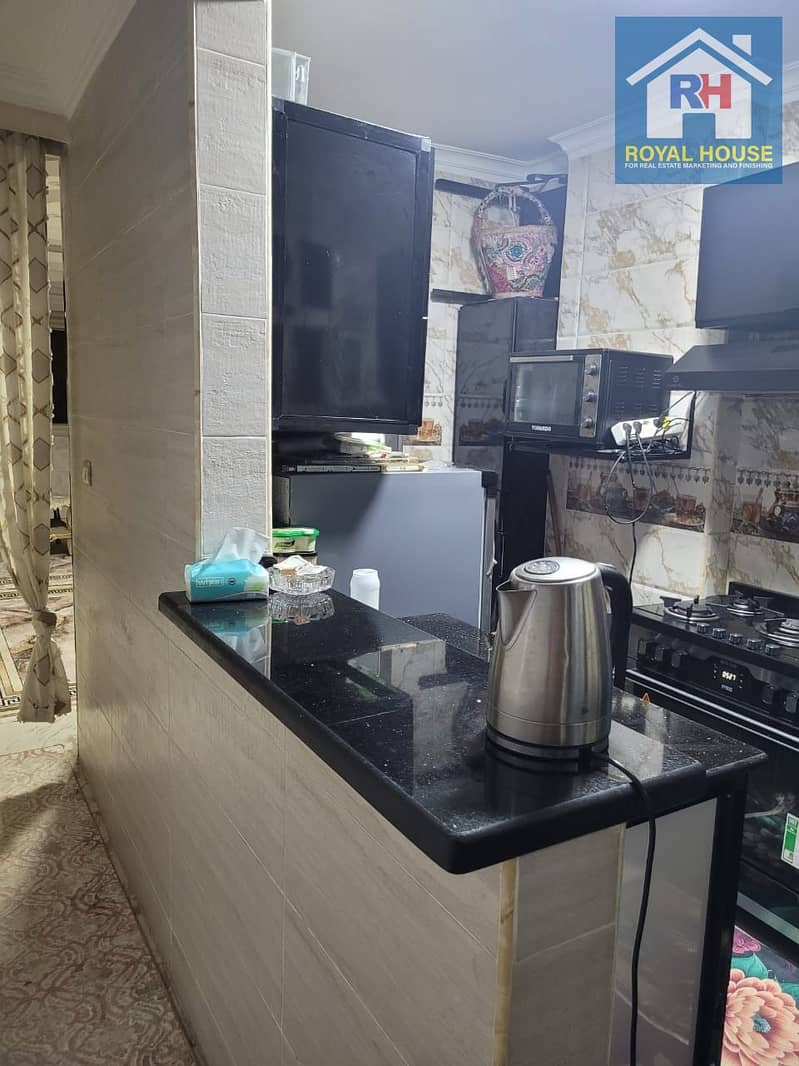 11 68fd8a74-52d3-4c2d-9492-235073cb87a9. jpg