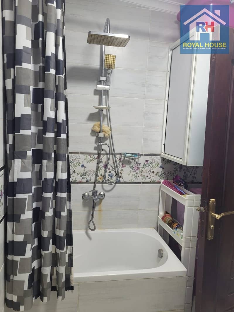 12 85dbf281-be5a-4c0b-a695-a1295f921dd9. jpg