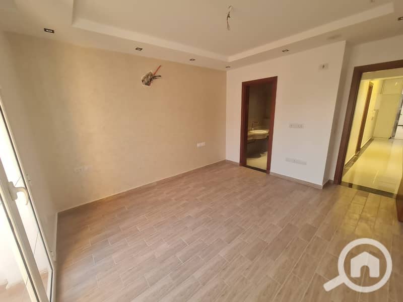 11 WhatsApp Image 2025-02-27 at 19.28. 47 (1). jpeg