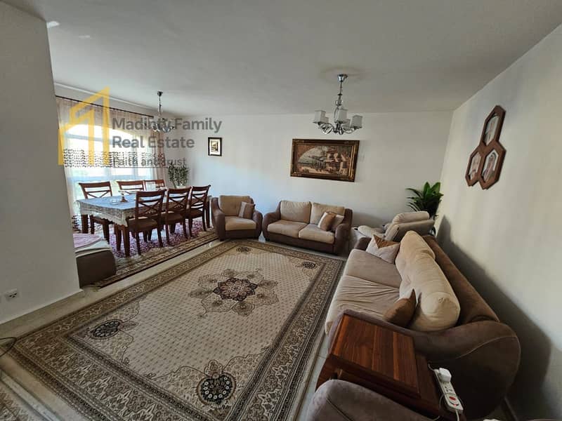 2 70c5477f-e7b2-400b-8c23-638cbce19306. jpg