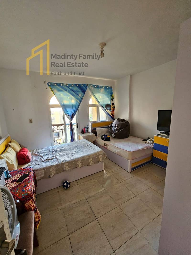 7 f23f176b-6076-42ab-b013-175c76ef1d6e. jpg