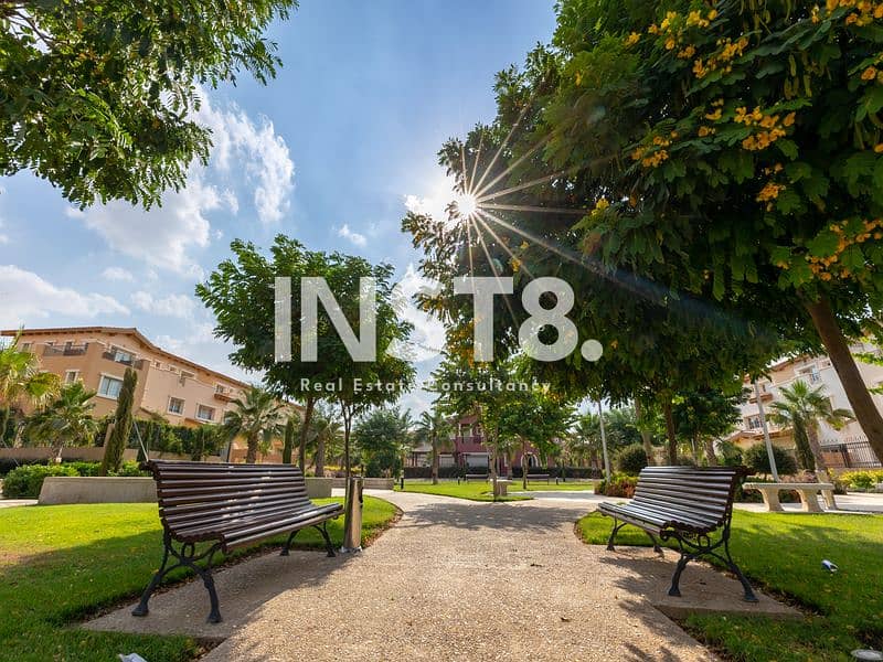 9 20200809 HydePark Beautyshoot-292. jpg